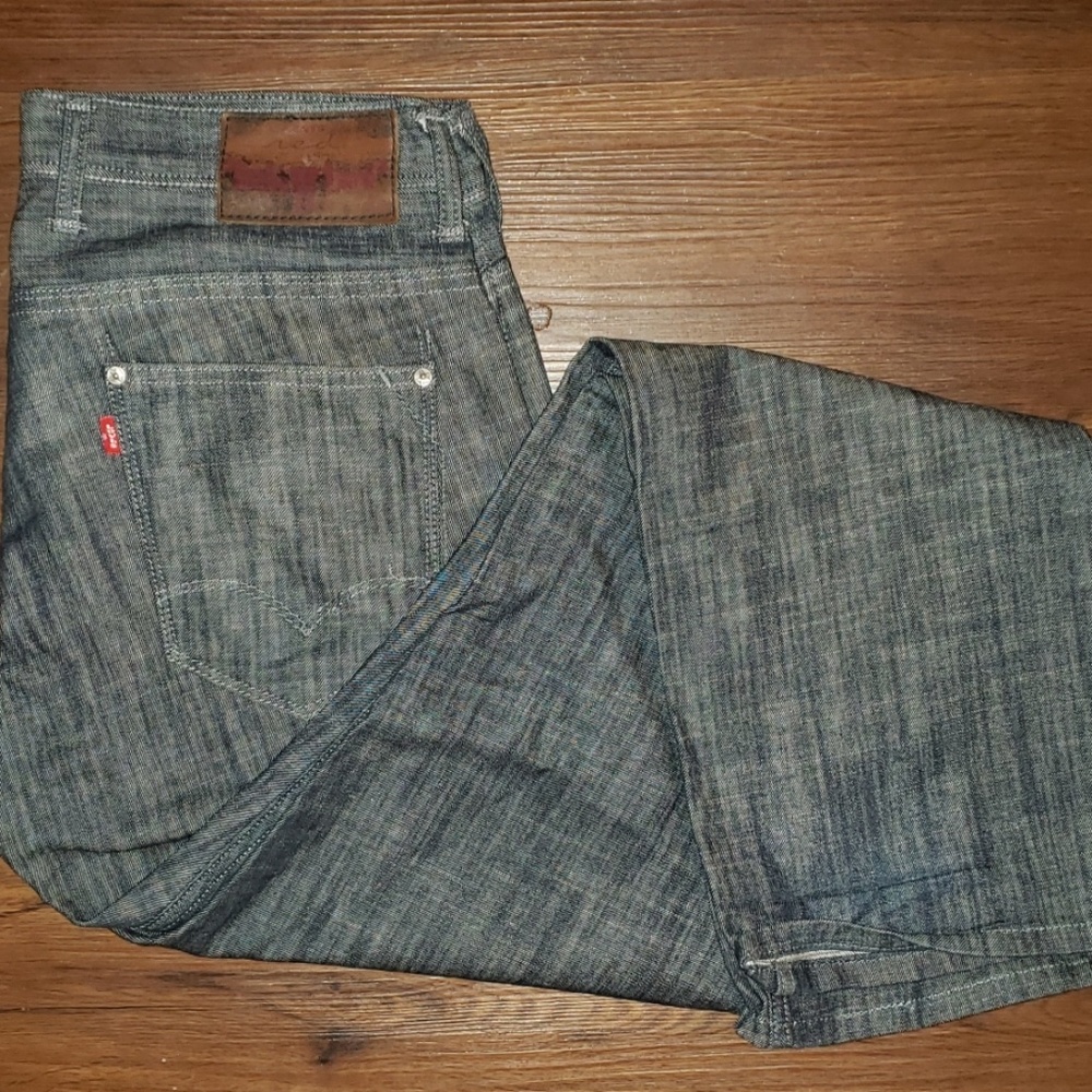Levi's Red Jean's 33x34